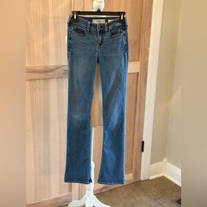 Hollister Y2K Low Rise Boot Cut Jeans. Women’s Sz-25/34 (1 Long) Vintage Denim
